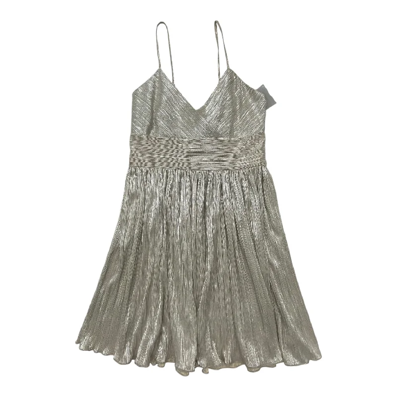 Dress Party Short By Armani Exchange In Silver, Size: 8 Artistic Women's Avant - 