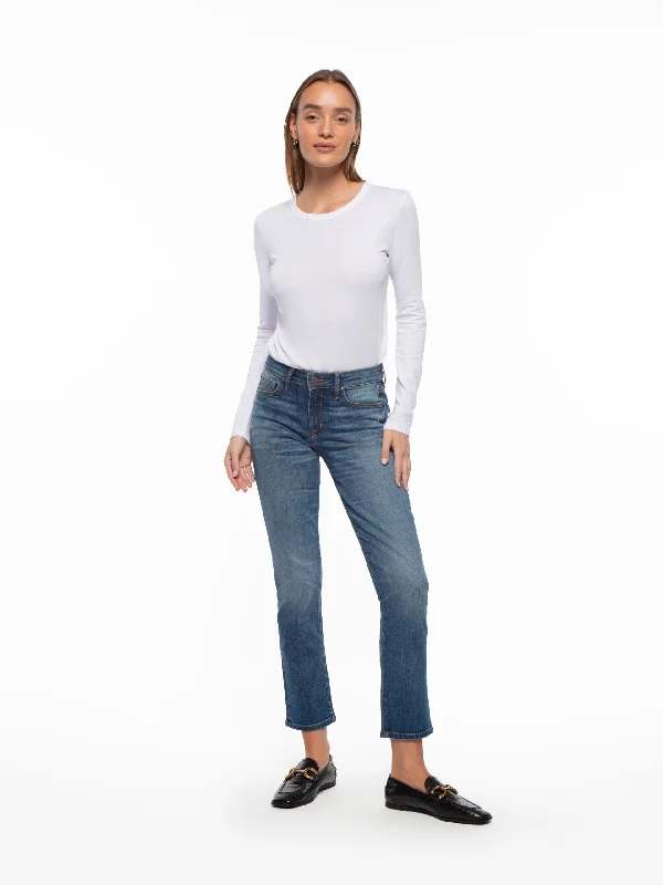 Camden Cuffed Crop in Mercury Practical Women's Quick - dry