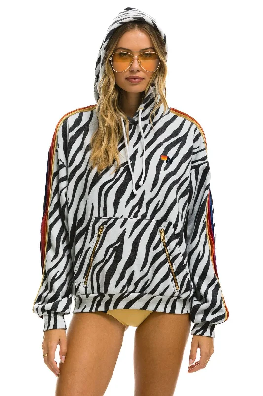 CLASSIC RELAXED PULLOVER HOODIE WITH ZIPPER POCKETS - ZEBRA Street