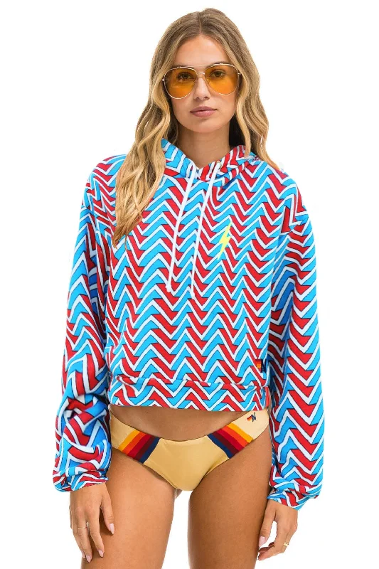 GEO ZIG BOLT EMBRIODERY RELAXED CROPPED PULLOVER HOODIE - RED // BLUE Compression