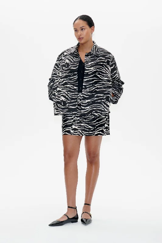BESSIE | Black Whisper Zebra Monochromatic Office Style