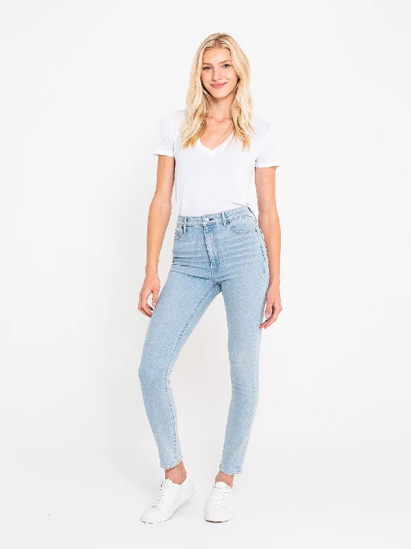 Super Bombshell Skinny in Malibu Practical Women's Multi - 