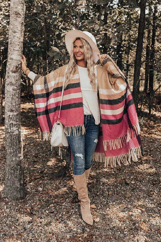 Lost In Loveliness Poncho Hip Women's Urban