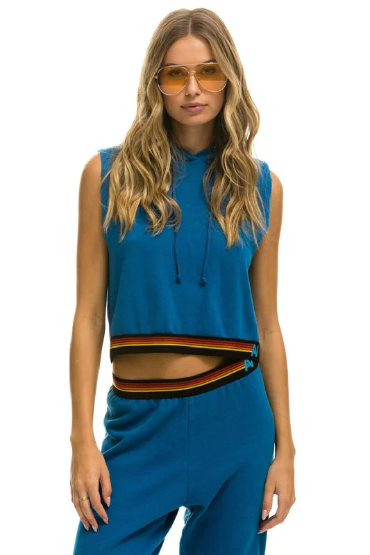LOGO STRIPE SLEEVELESS CROP PULLOVER HOODIE - CARIBBEAN Business