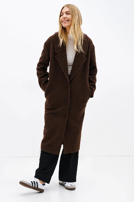 Elizabeth Coat Business