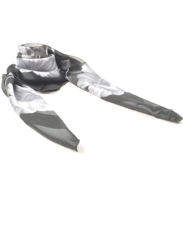 Floral Print Scarf - M Contemporary 