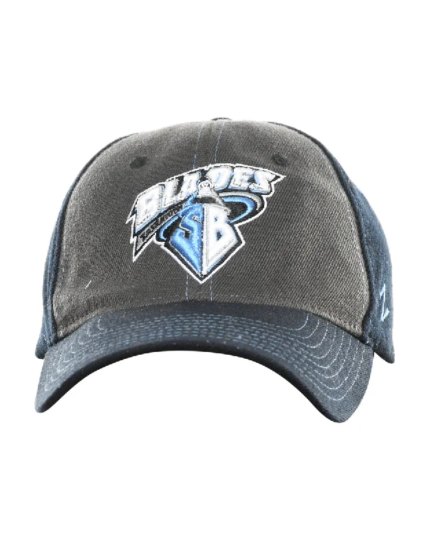 Black Embroidered Cap - M Monochromatic Office Style